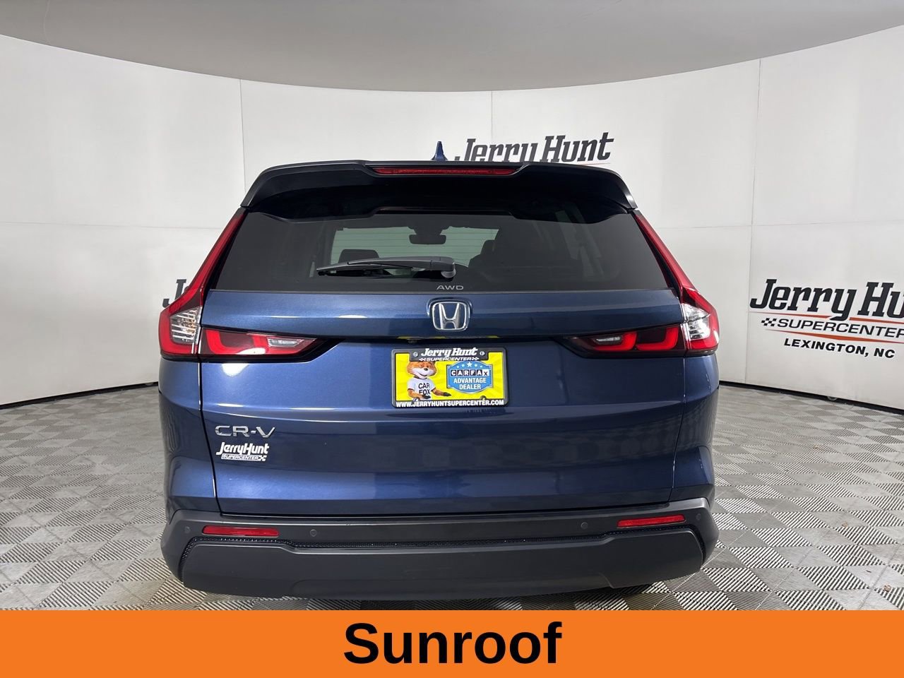 Used 2025 Honda CR-V EX-L image 6