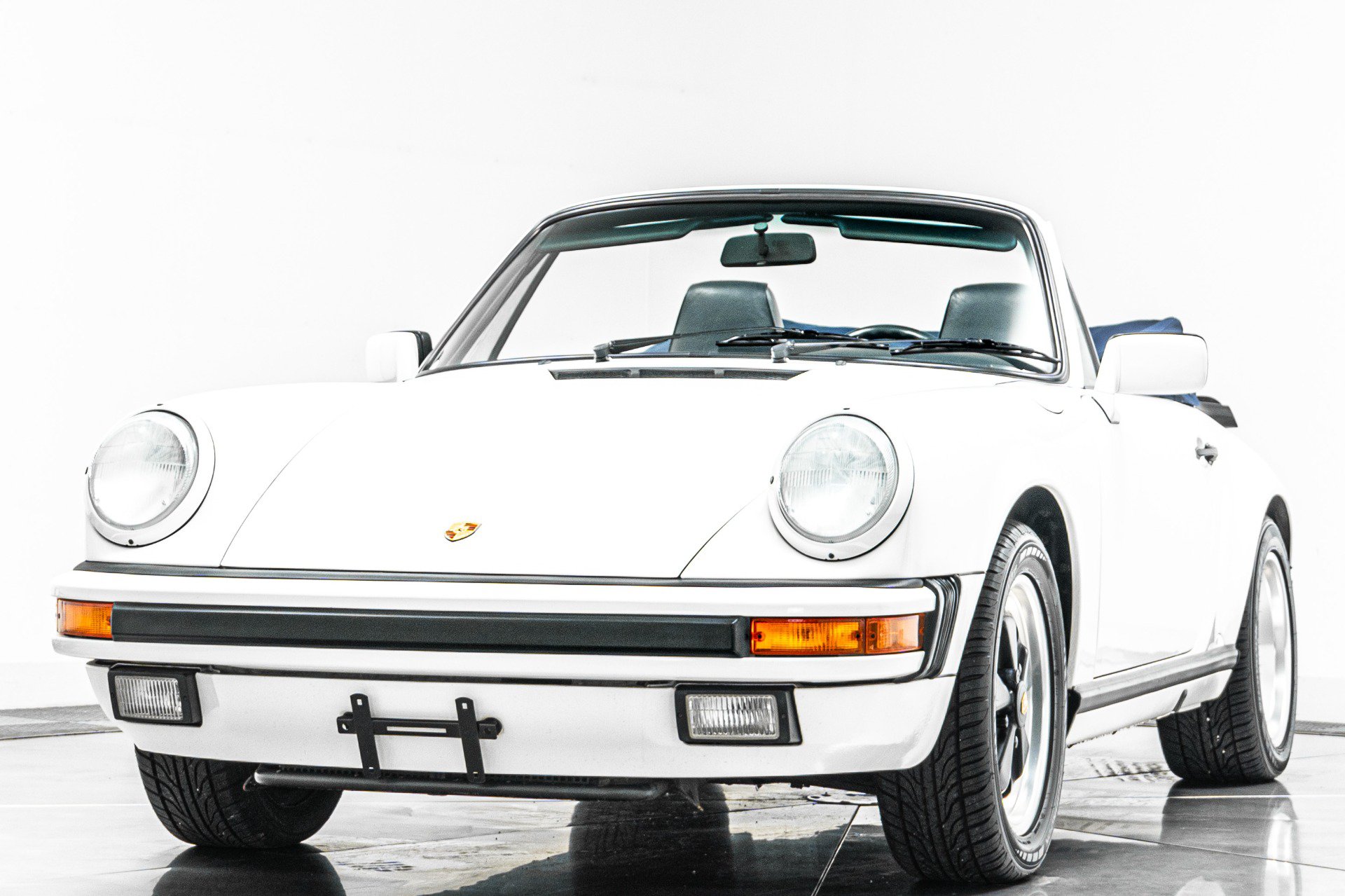 Used 1989 Porsche 911 Carrera RWD image 5