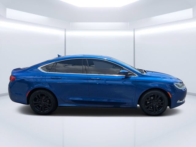 Used 2016 Chrysler 200 Limited w/ Anniversary Edition FWD image 2