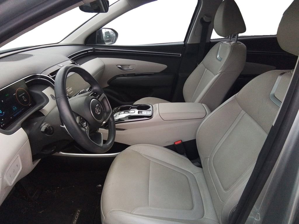 Used 2022 Hyundai Tucson Limited image 9