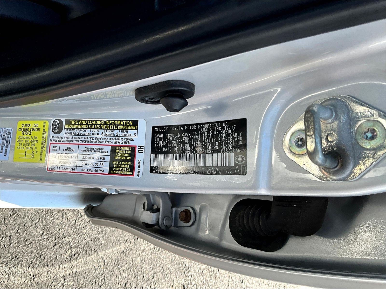 Used 2018 Toyota Corolla SE w/ Carpet Mat Package (TMS) FWD image 19
