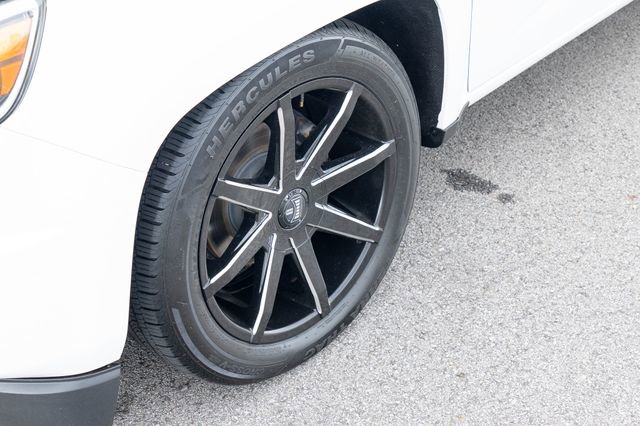 Used 2020 Chevrolet Colorado LT RWD image 12