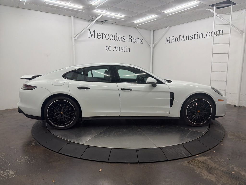 Used 2021 Porsche Panamera image 9