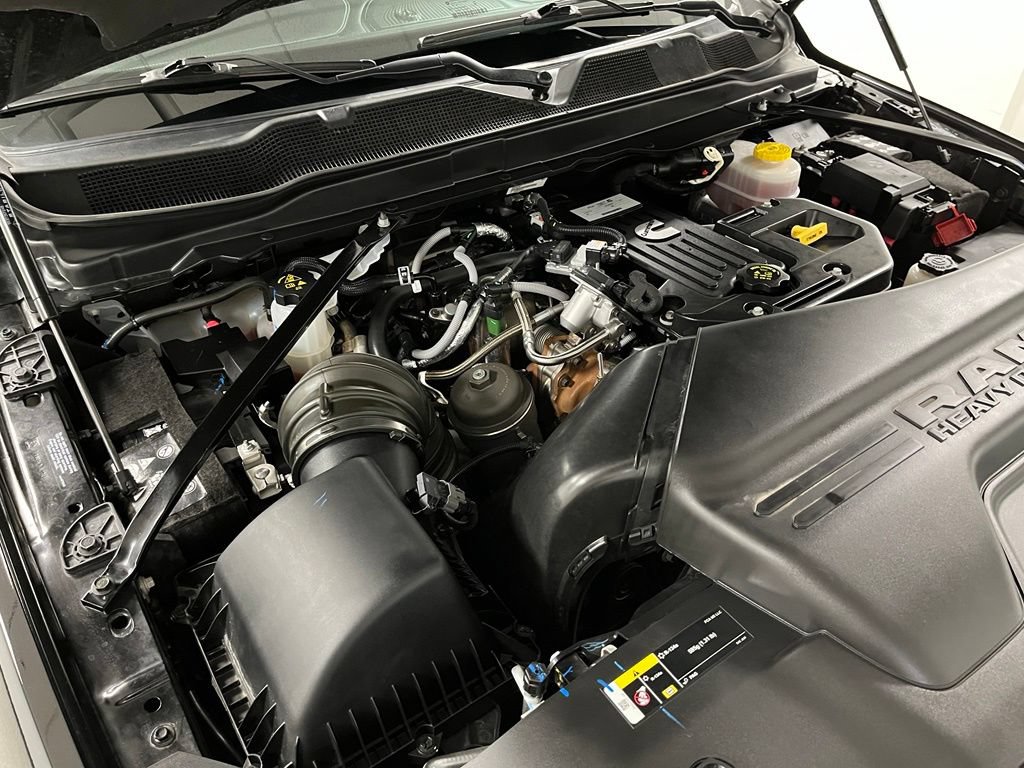 Used 2025 RAM 2500 Limited AWD/4WD image 61
