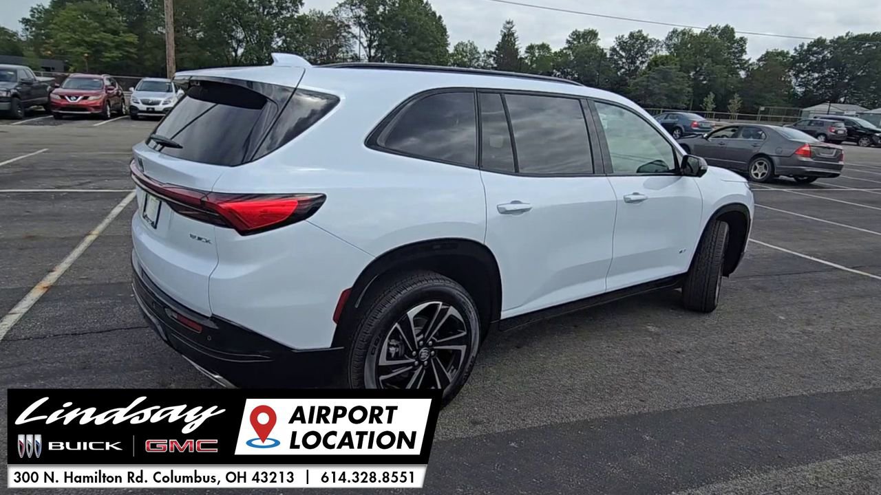 New 2026 Buick Enclave Sport Touring w/ Power Package image 8