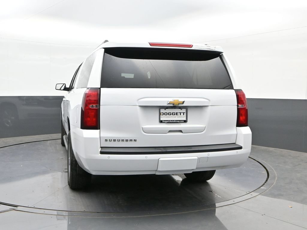 Used 2018 Chevrolet Suburban LT w/ Texas Edition Package RWD image 8