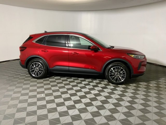 New 2026 Ford Escape SE w/ PHEV Premium Package image 6