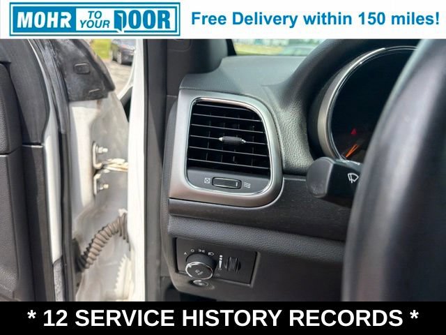 Used 2018 Jeep Grand Cherokee Laredo AWD/4WD image 16
