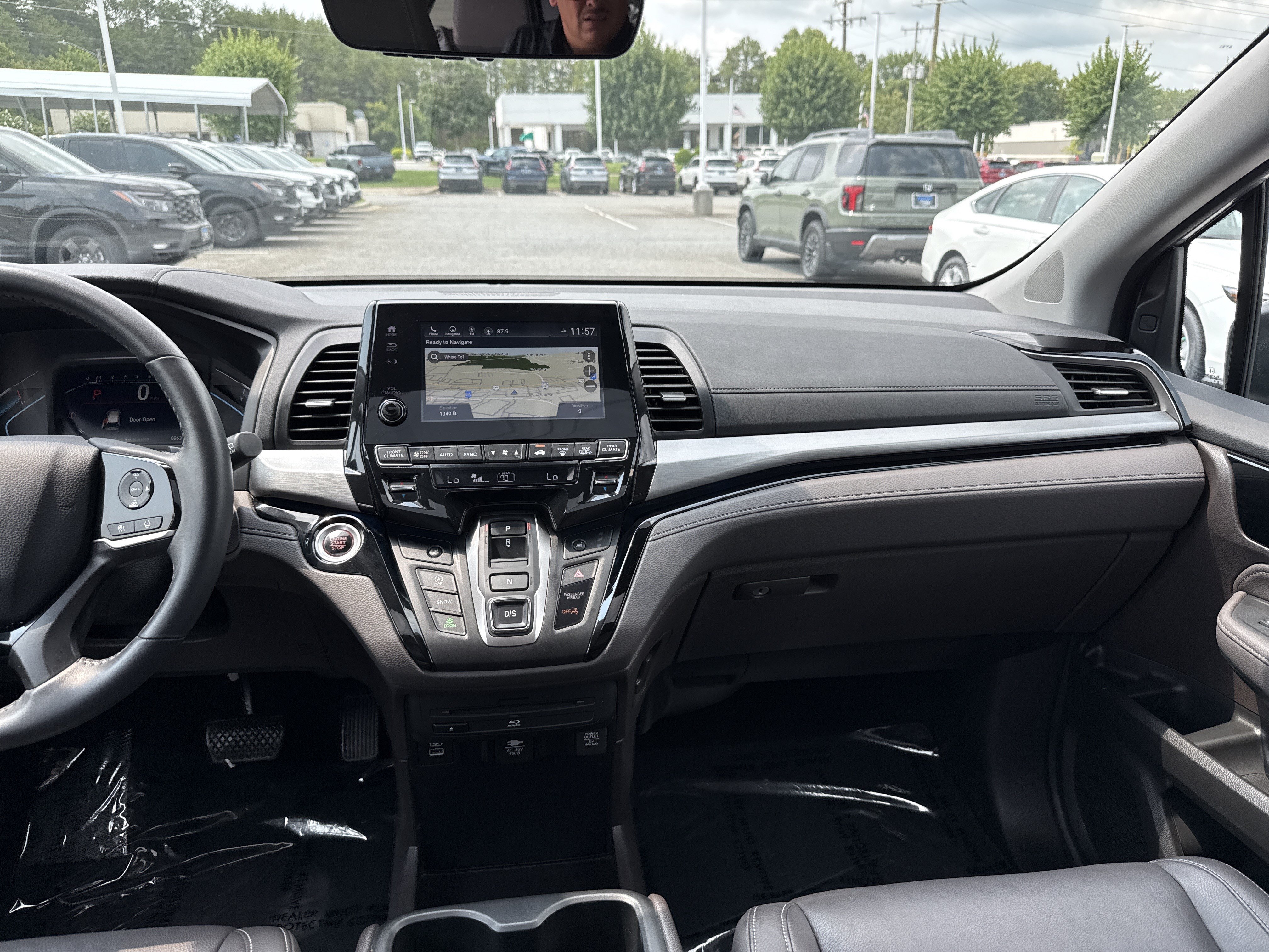 Certified 2024 Honda Odyssey Touring image 31