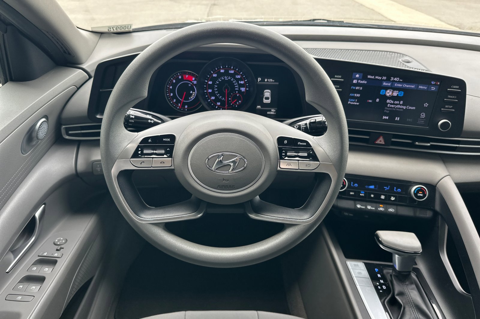 Used 2021 Hyundai Elantra SEL FWD image 14