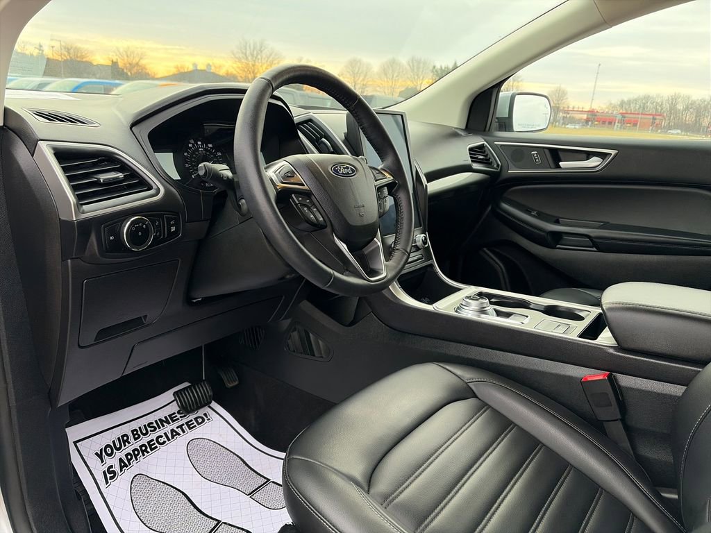 Used 2024 Ford Edge SEL w/ Convenience Package image 18