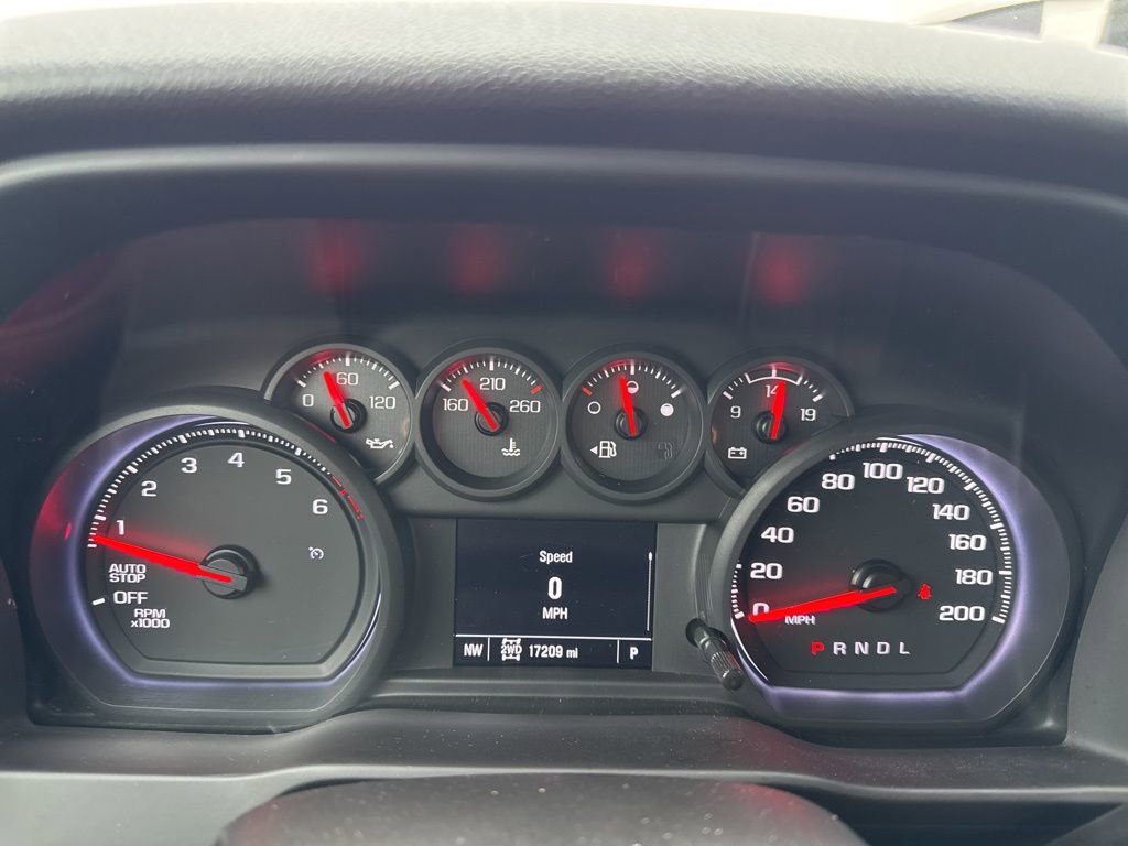 Used 2023 Chevrolet Silverado 1500 Custom image 21