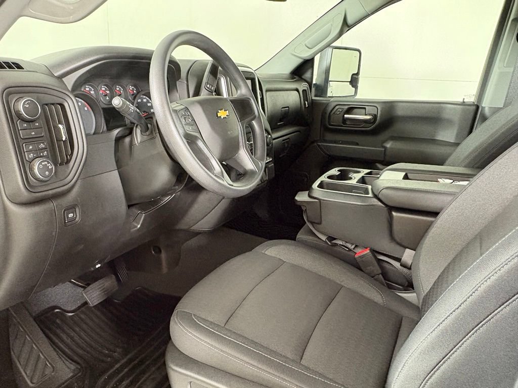 Certified 2025 Chevrolet Silverado 2500 Custom w/ Custom Value Package AWD/4WD image 27