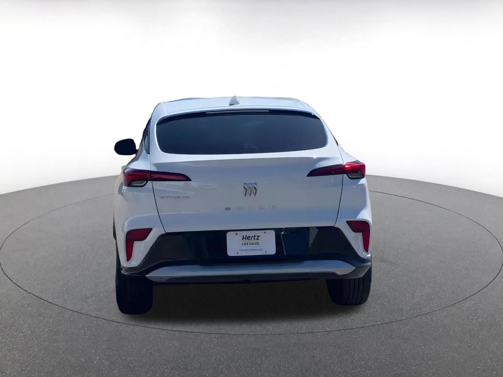 Used 2025 Buick Envista Sport Touring image 12