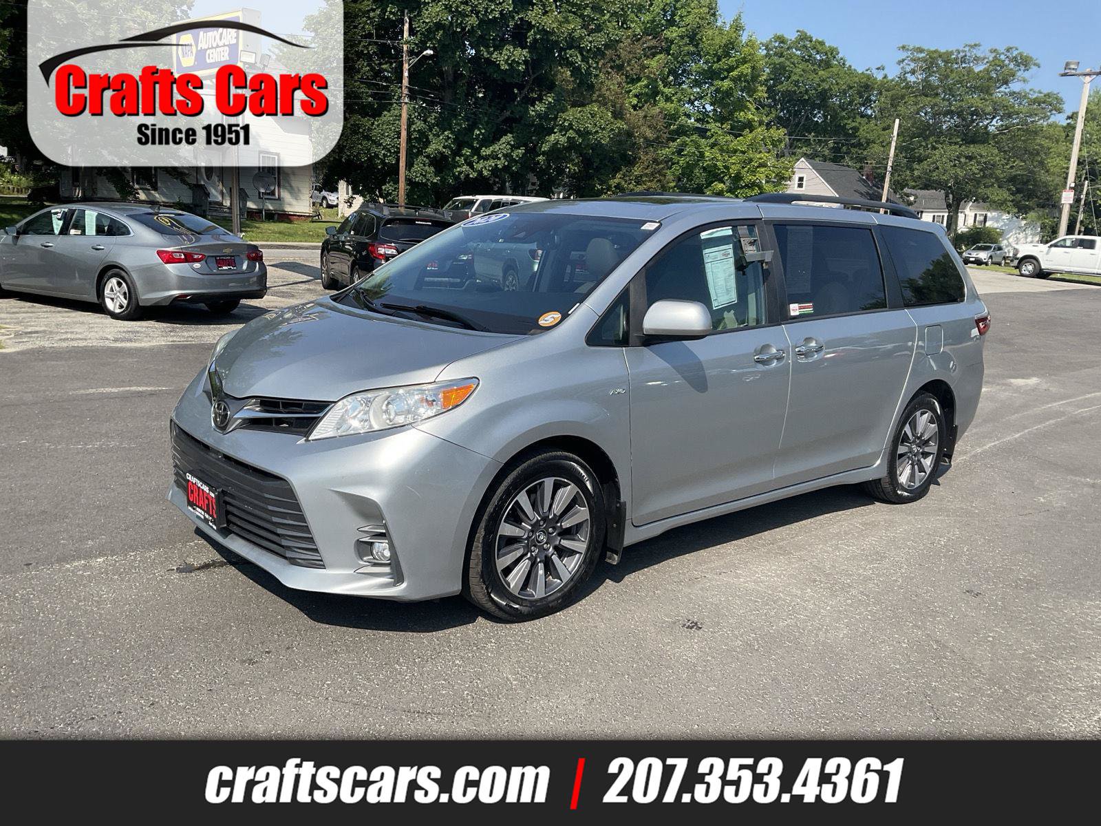 Used 2020 Toyota Sienna XLE Premium AWD/4WD image 1