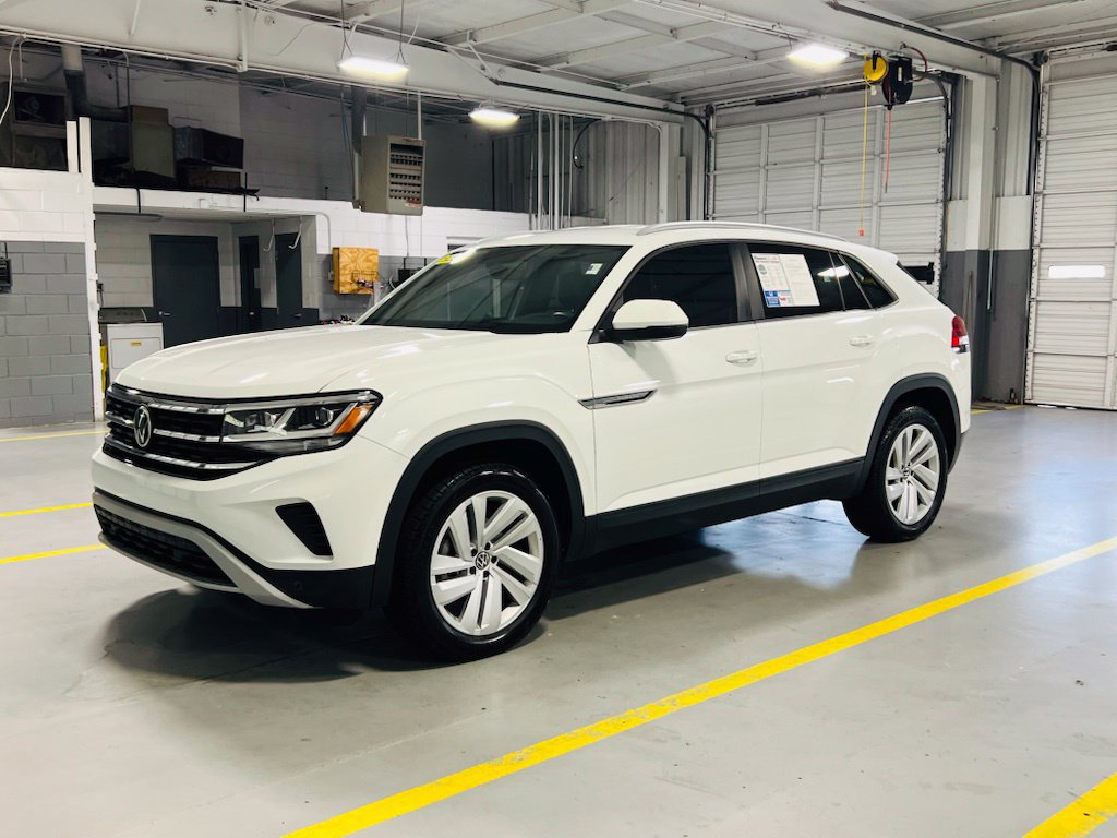 Used 2022 Volkswagen Atlas Cross Sport SE FWD image 14