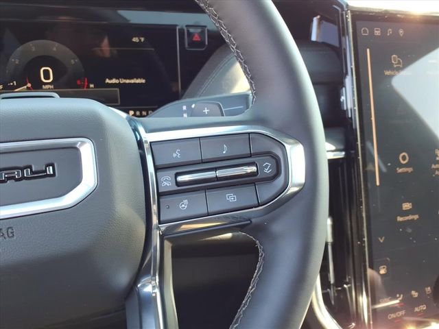 New 2026 GMC Yukon XL Denali w/ Denali Reserve Package image 32