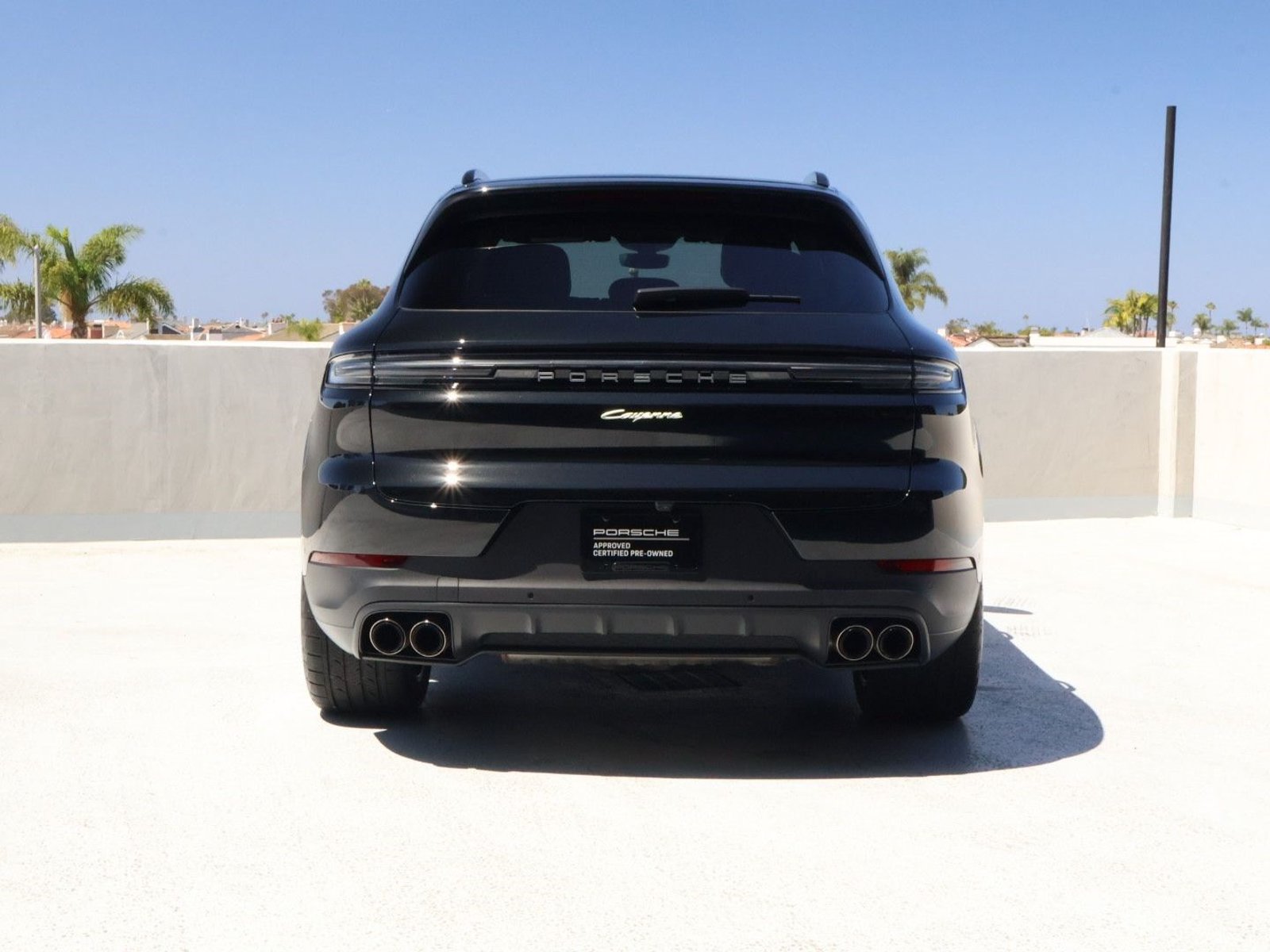 Certified 2025 Porsche Cayenne E-Hybrid AWD/4WD image 10