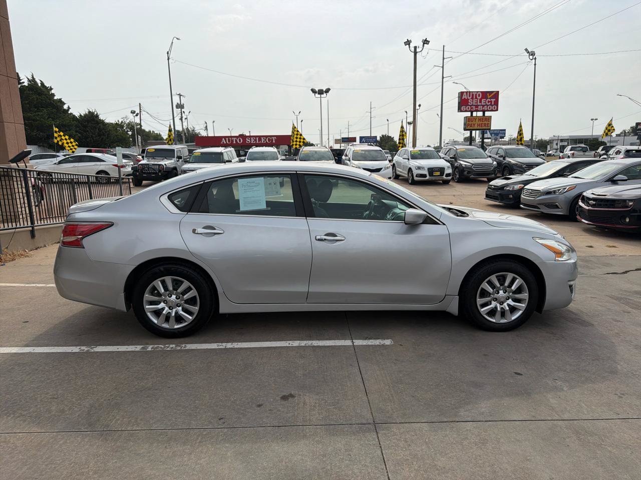 Used 2015 Nissan Altima 2.5 S w/ Power Driver Seat Package FWD image 4