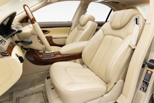 Used 2004 Maybach 57 image 8