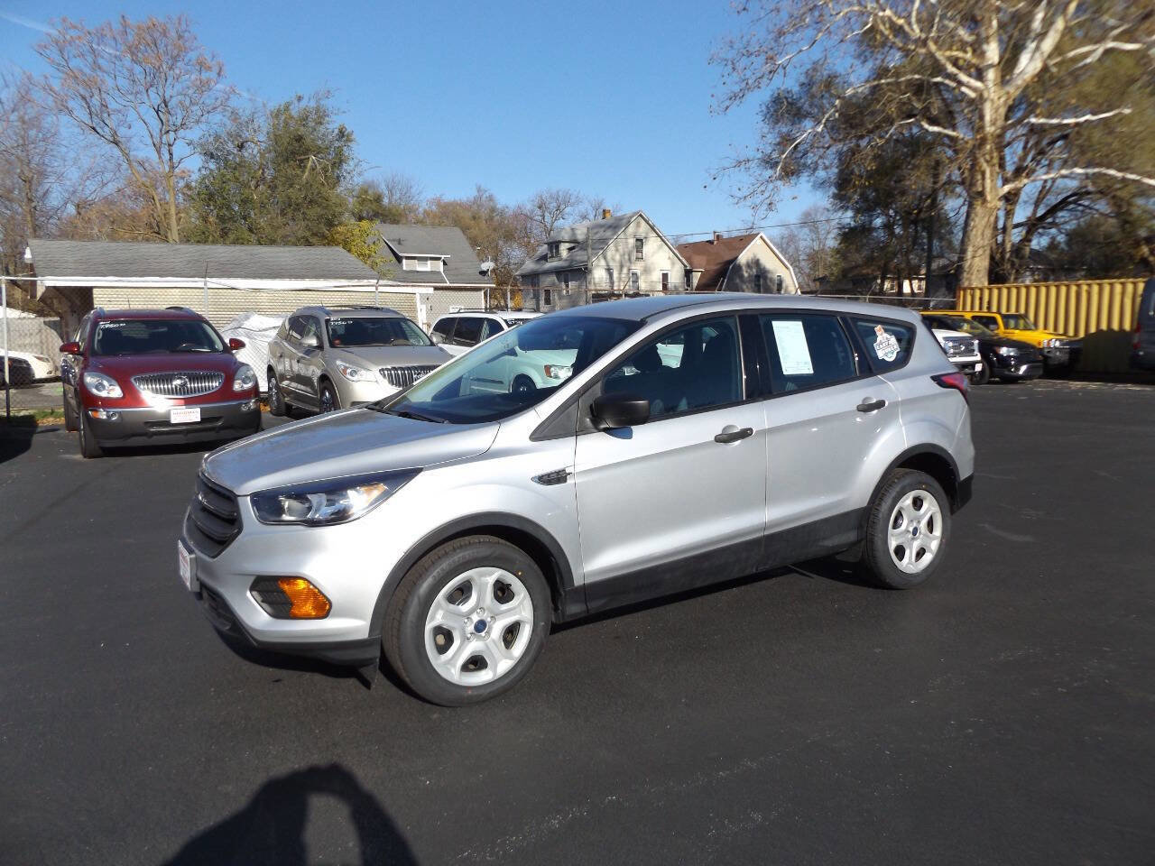 Used 2018 Ford Escape S image 1