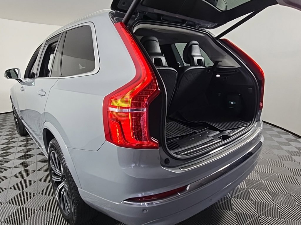 Certified 2024 Volvo XC90 B5 Core w/ Protection Package Premier image 13