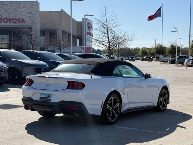 Used 2025 Ford Mustang EcoBoost image 4