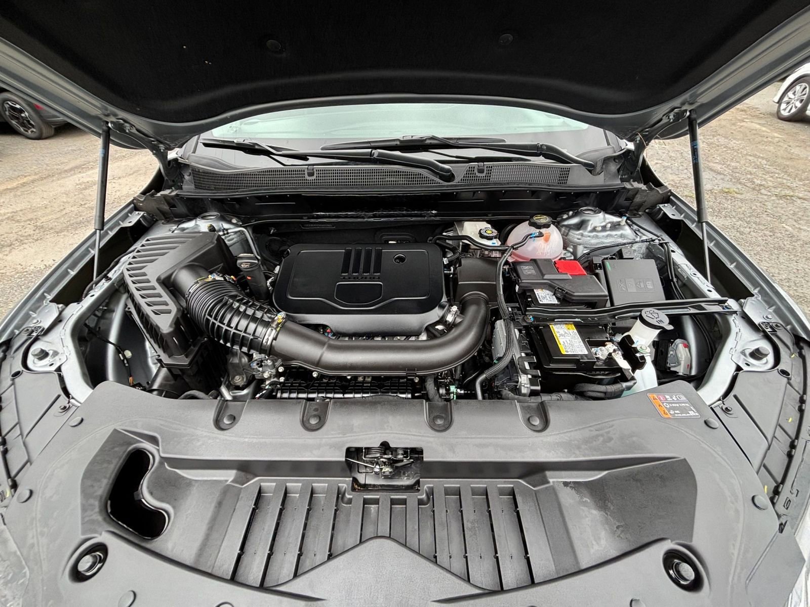 Used 2025 Chevrolet Blazer LT image 34