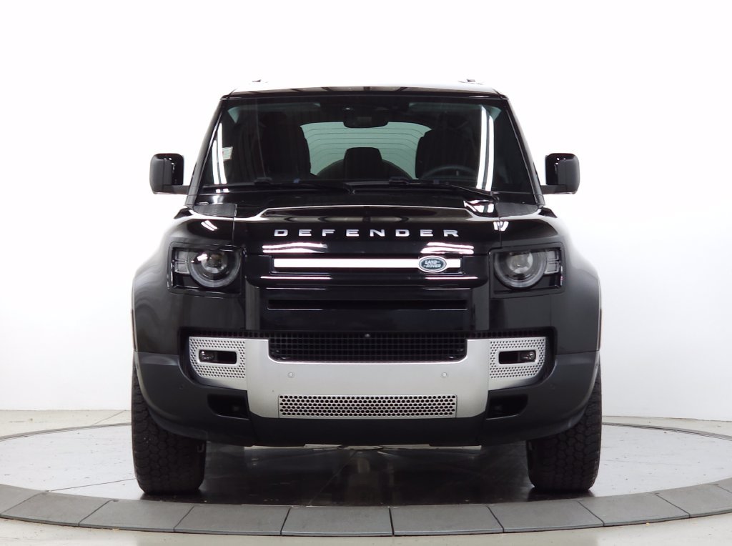 Certified 2025 Land Rover Defender 110 S AWD/4WD image 9