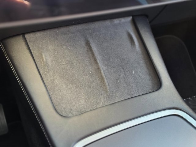 Used 2023 Tesla Model Y 2WD image 29