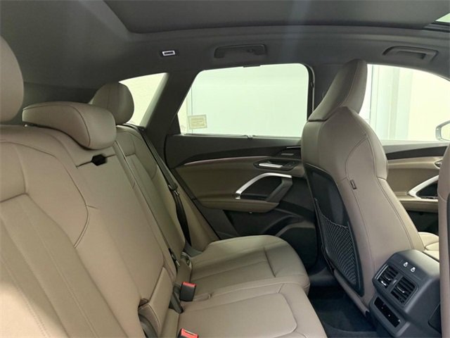 New 2025 Audi Q5 Premium Plus image 4