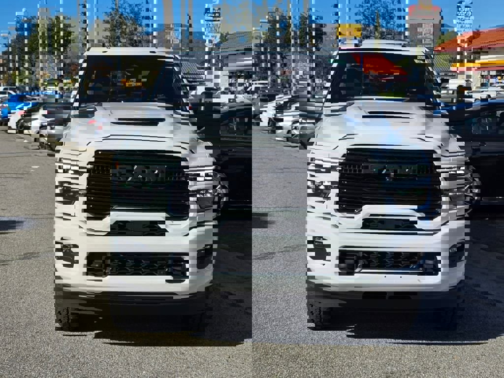 New 2026 RAM 2500 Laramie AWD/4WD image 2