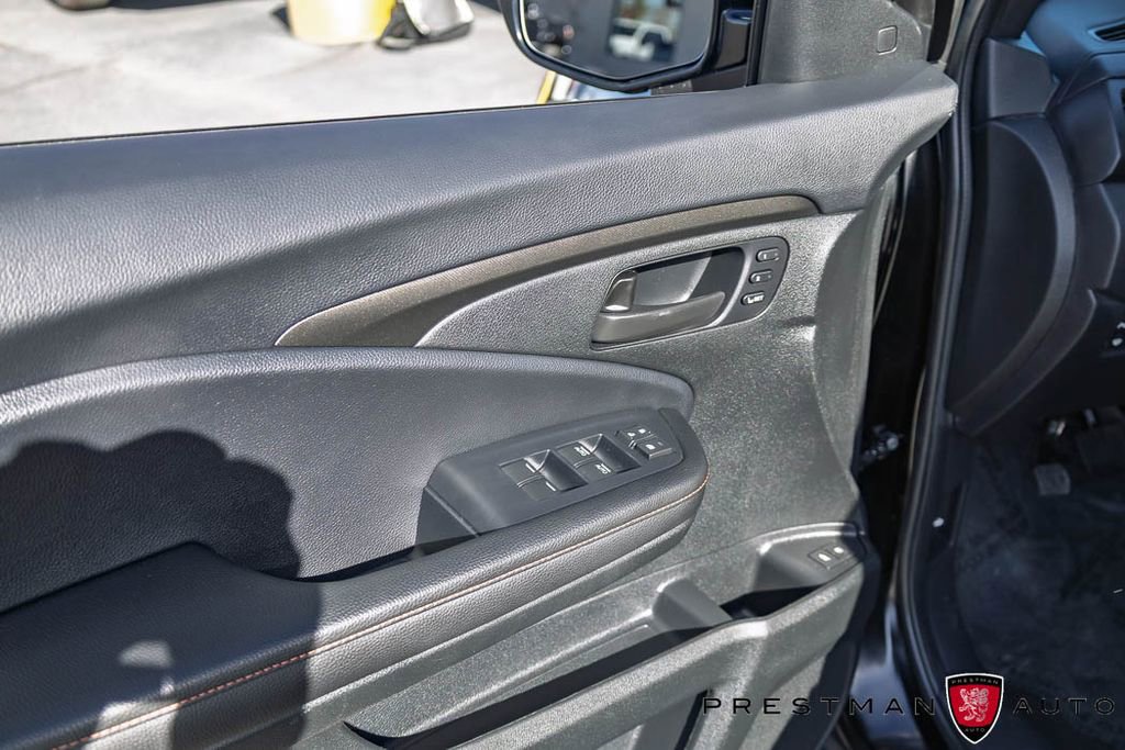 Used 2025 Honda Passport TrailSport image 25