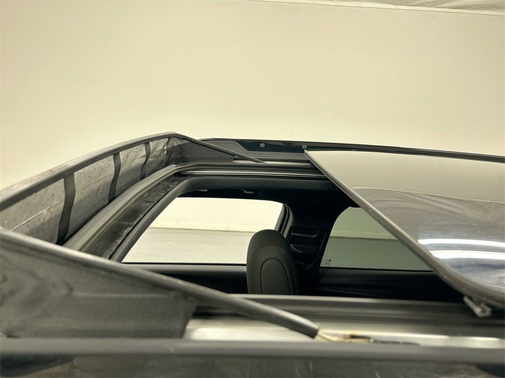 Used 2023 Chevrolet TrailBlazer RS w/ Sun and Liftgate Package image 19