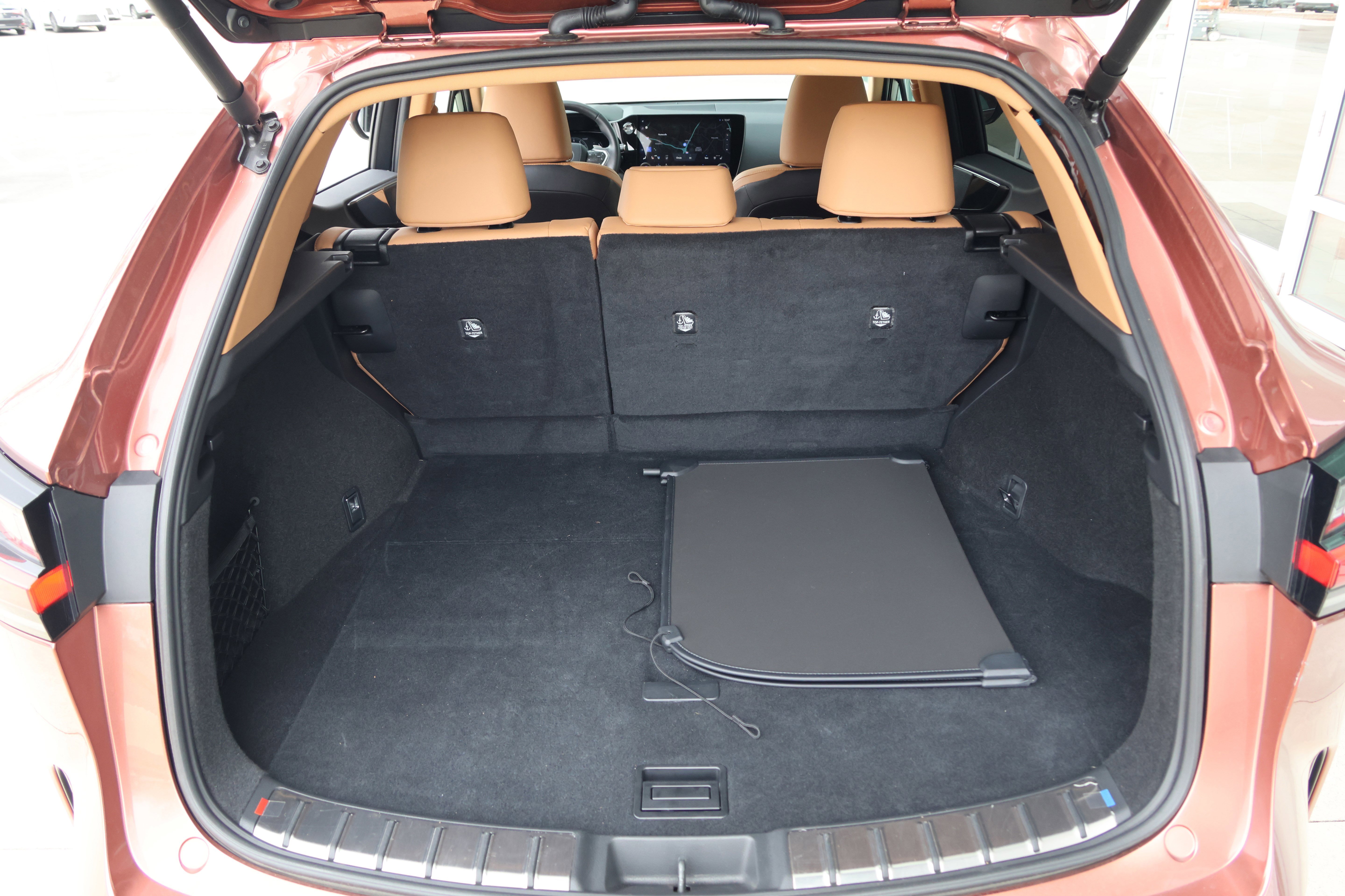 Certified 2025 Lexus NX 250 FWD w/ Cold Area Package image 38