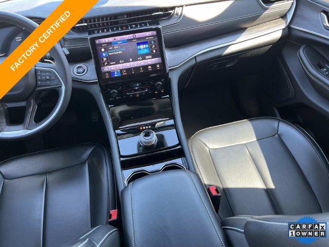Used 2023 Jeep Grand Cherokee Limited RWD image 16