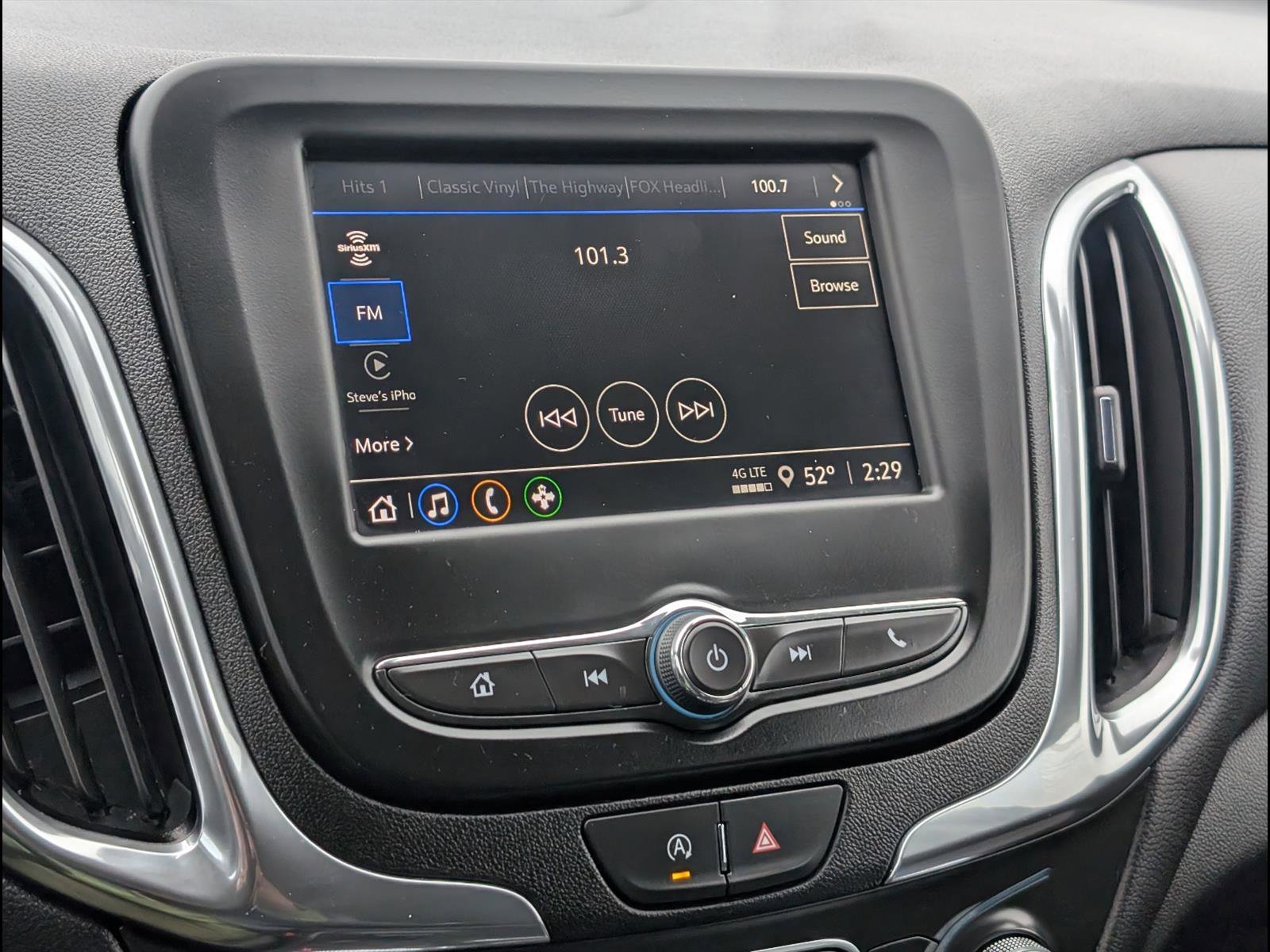 Used 2024 Chevrolet Equinox LT image 14