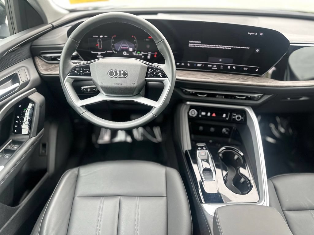 Used 2025 Audi Q5 Premium w/ Convenience Package AWD/4WD image 10