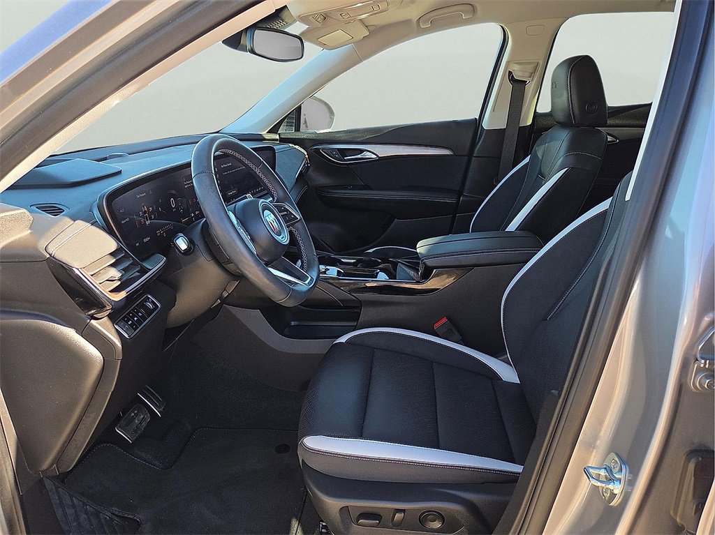 Used 2024 Buick Envision Sport Touring image 11