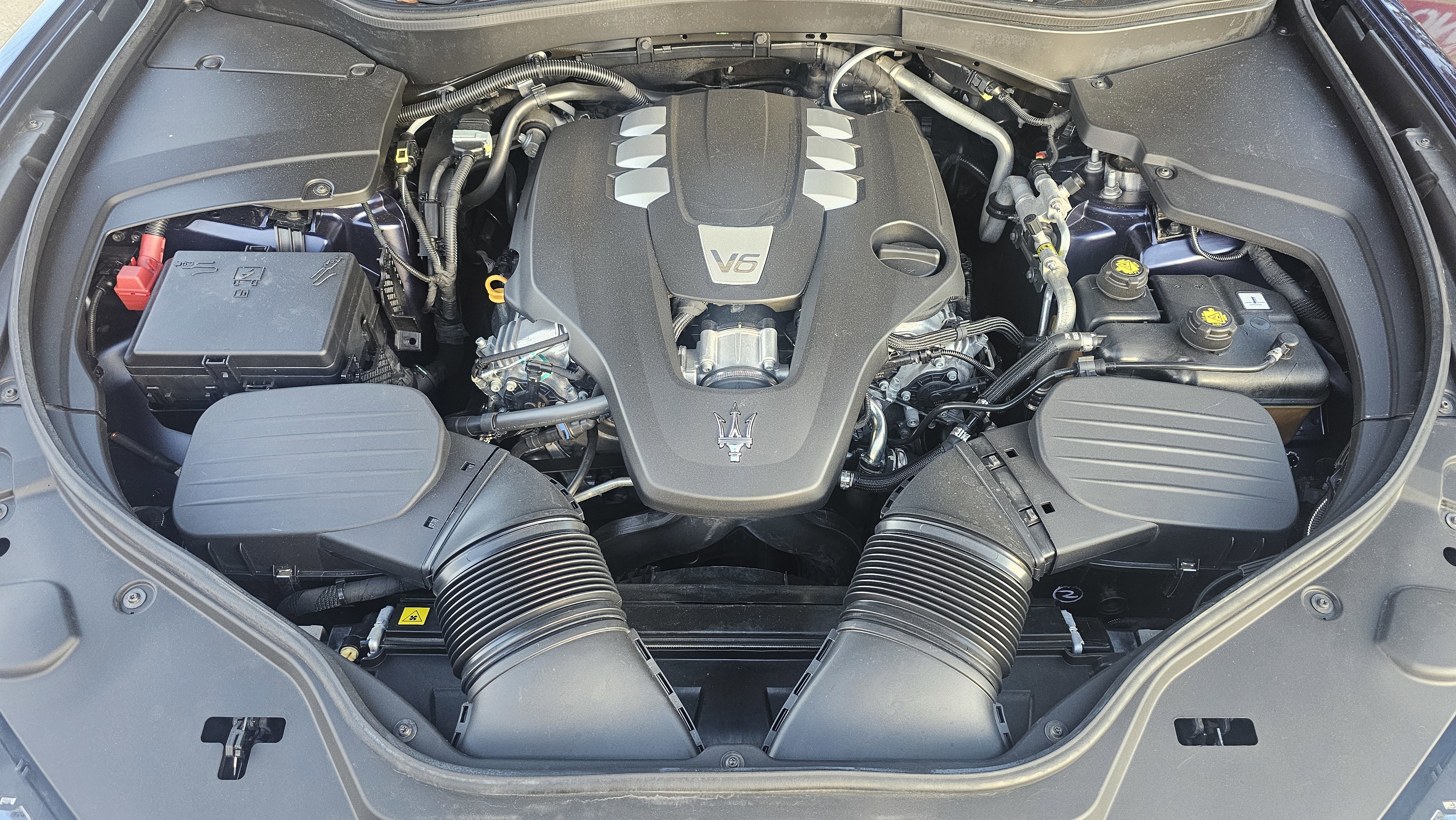 Used 2019 Maserati Levante GranLusso image 21