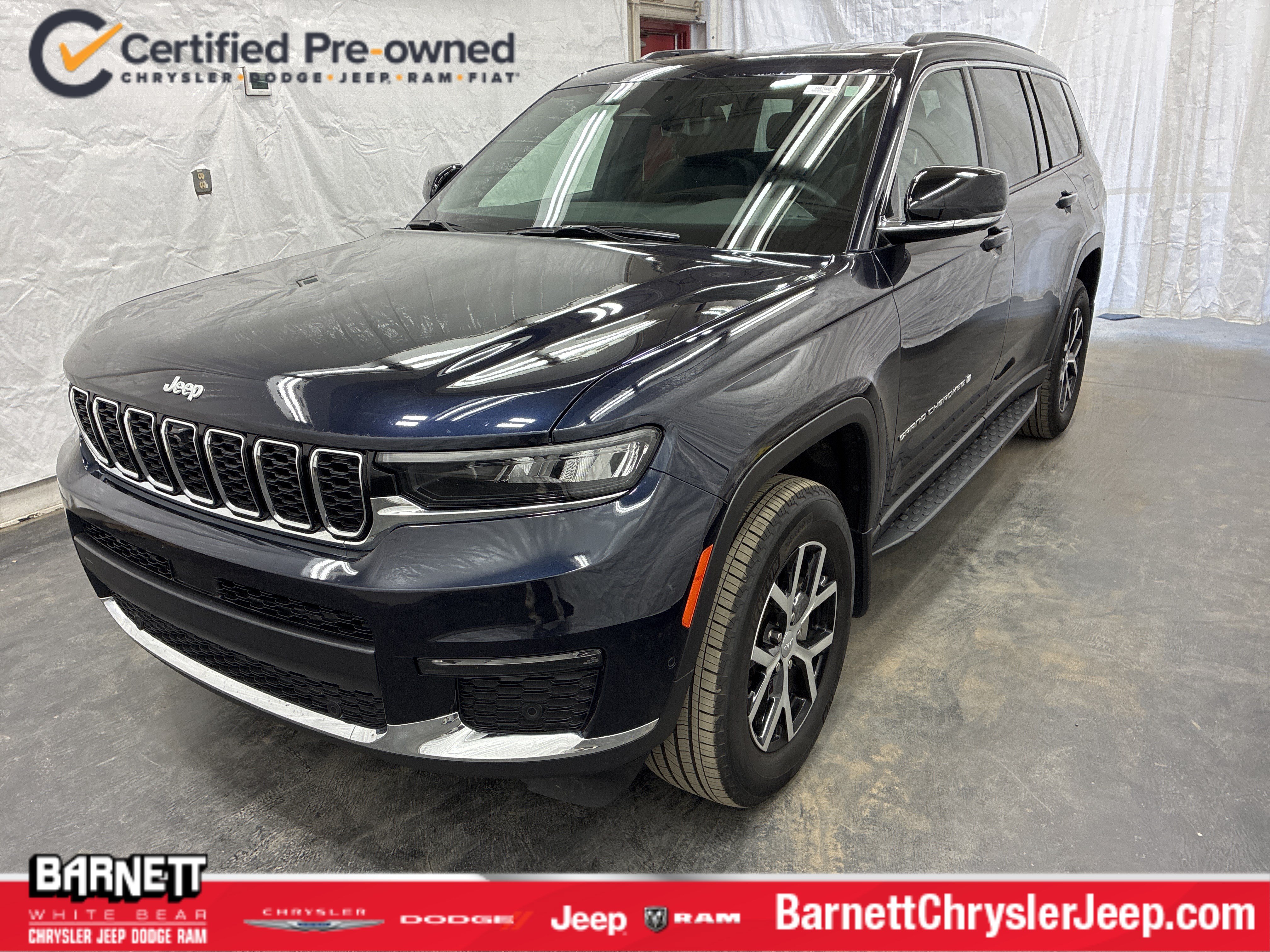 Certified 2024 Jeep Grand Cherokee L Limited w/ Luxury Tech Group II AWD/4WD image 1