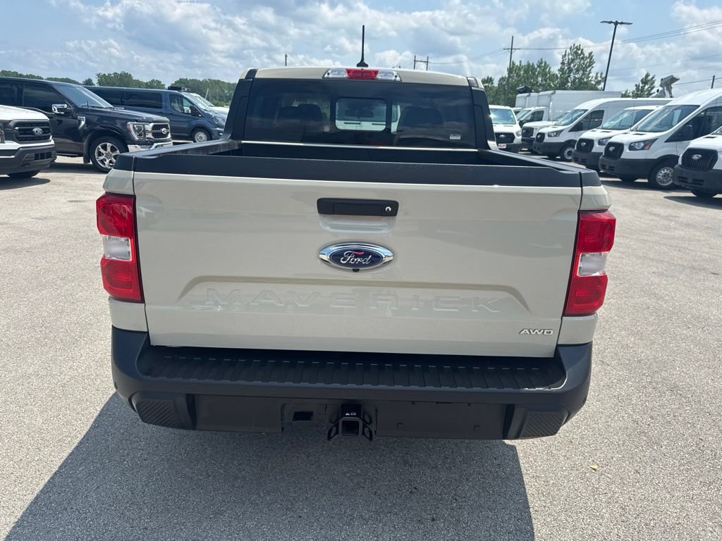 Used 2024 Ford Maverick Lariat AWD/4WD image 11