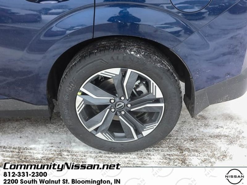 New 2025 Nissan Murano SV image 5