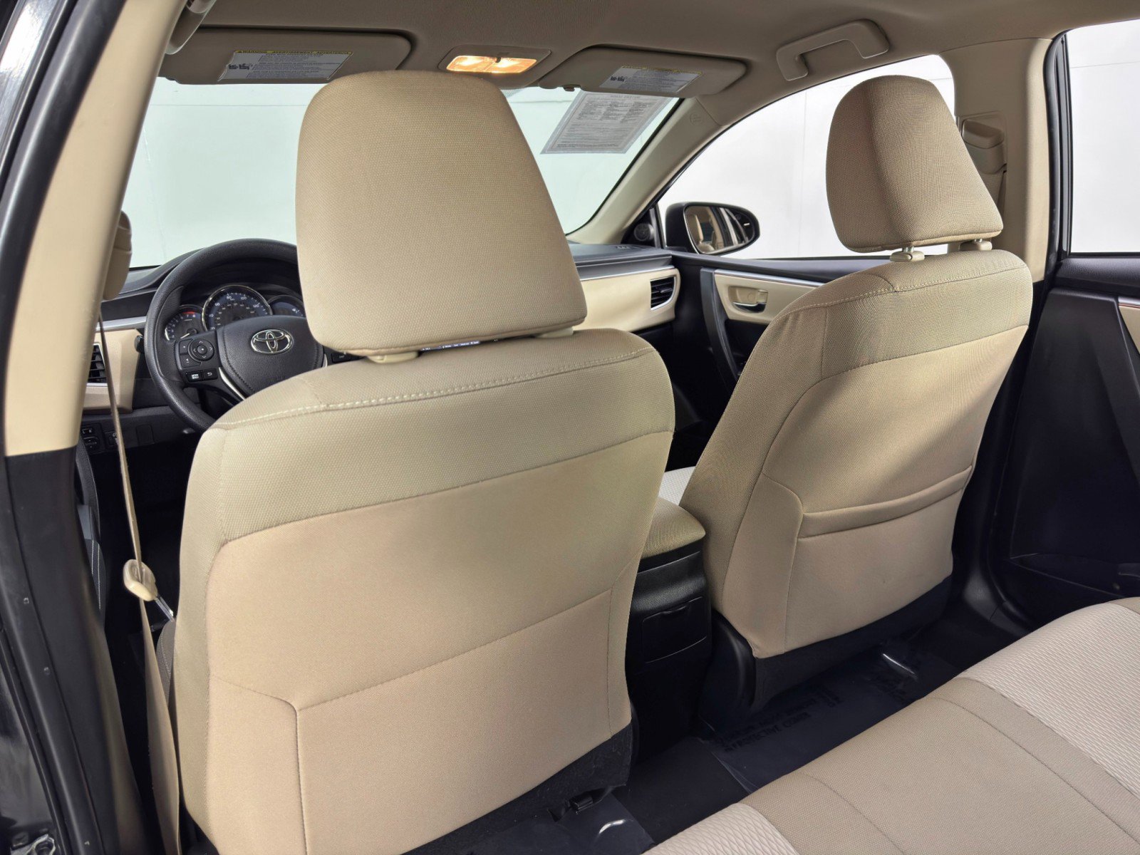 Used 2016 Toyota Corolla LE image 27