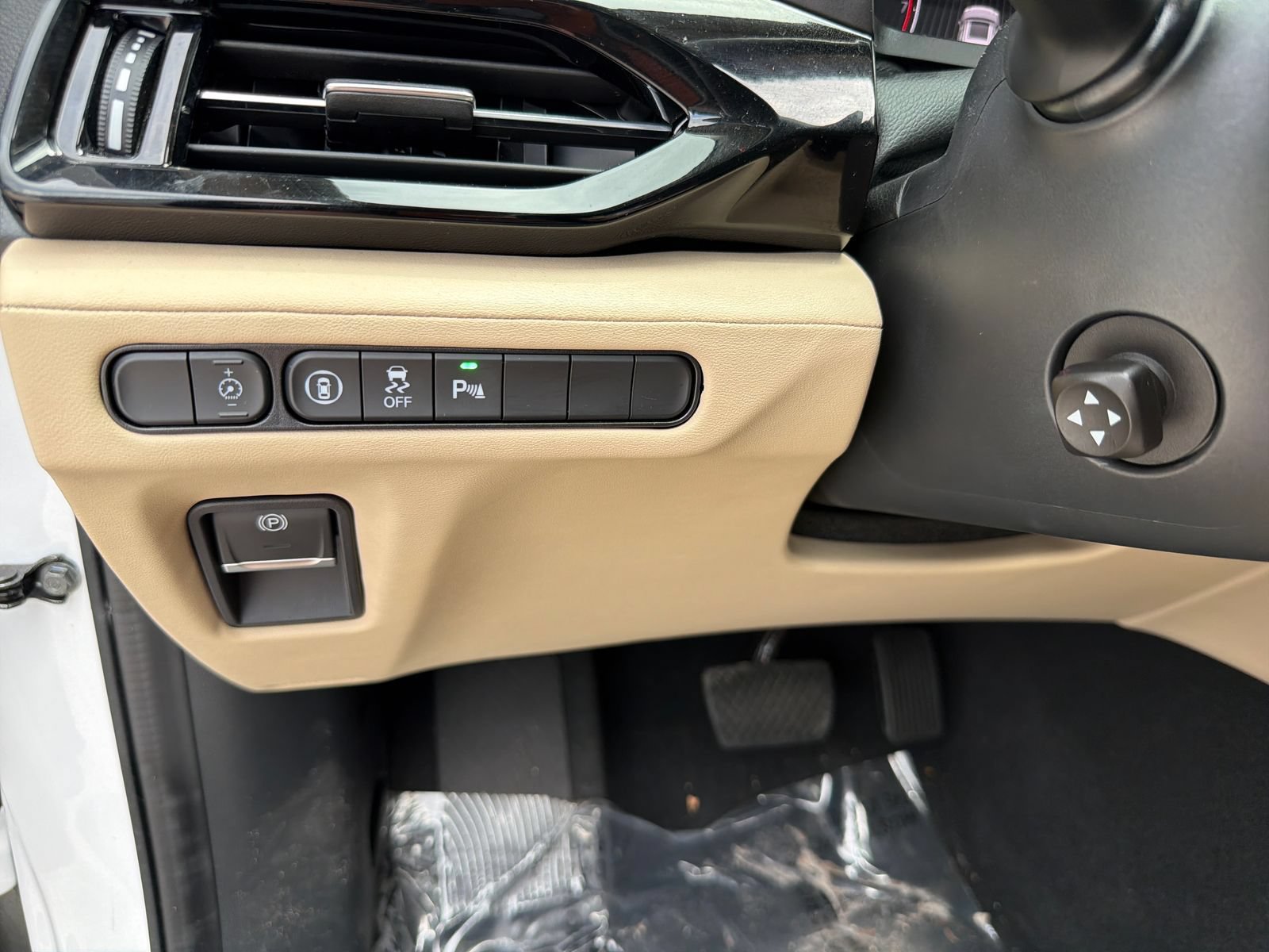 Used 2023 Acura MDX FWD w/ Technology Package image 17