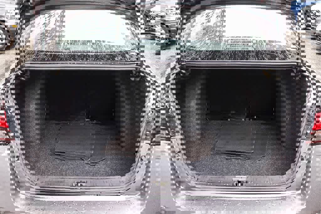 Used 2023 Nissan Versa SV image 26