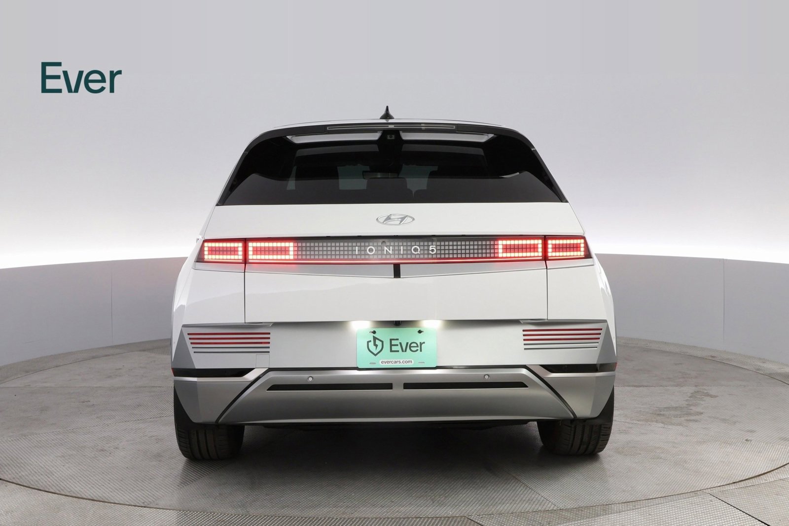 Used 2024 Hyundai Ioniq 5 Limited image 13