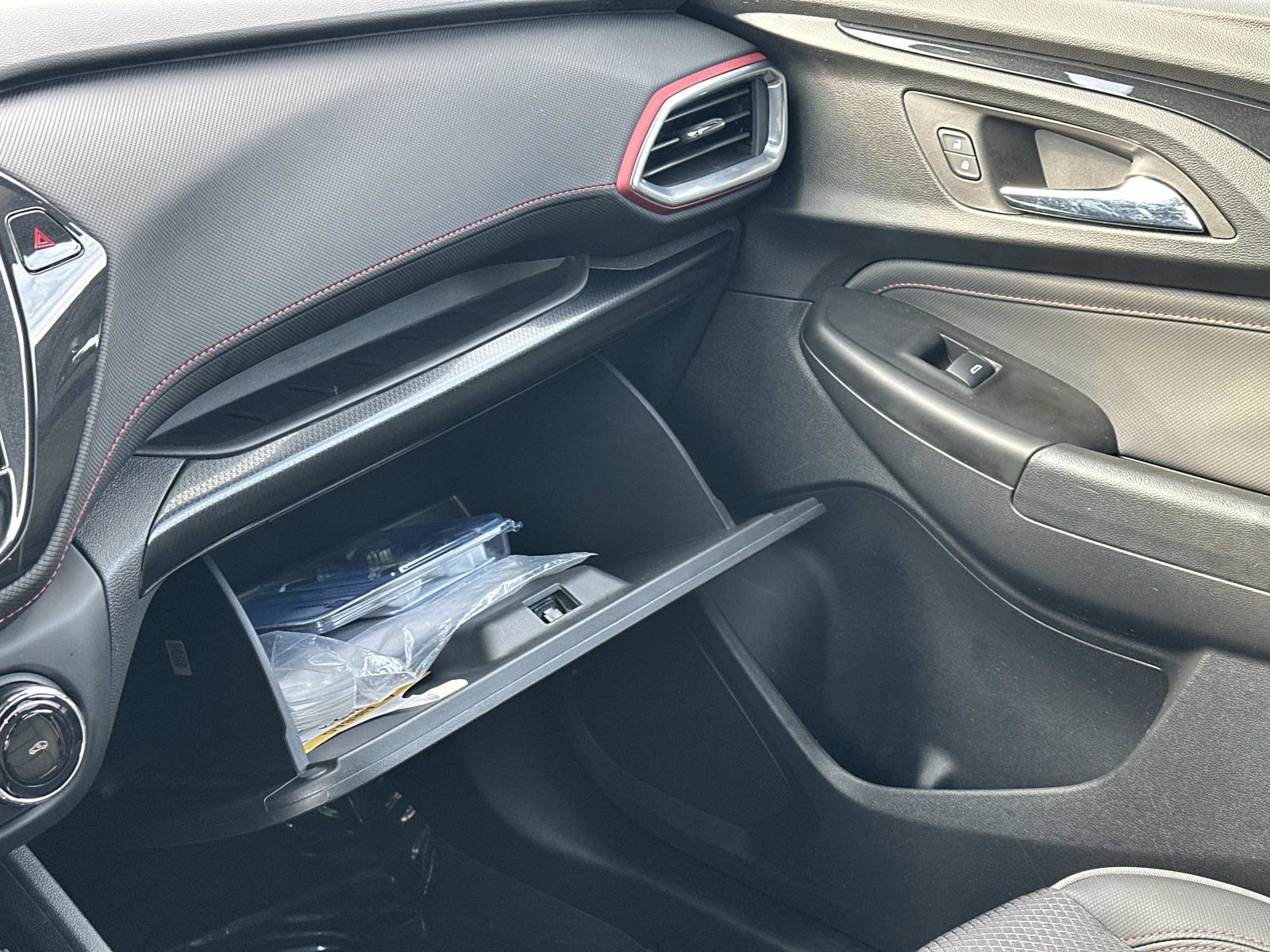 Certified 2023 Chevrolet TrailBlazer RS w/ Convenience Package image 31