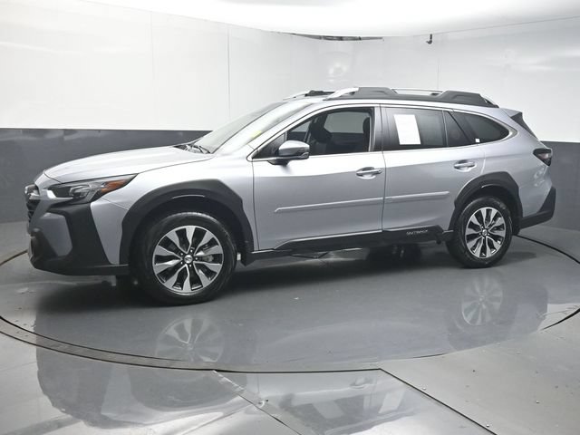 Certified 2025 Subaru Outback Touring w/ Popular Package #2 AWD/4WD image 4