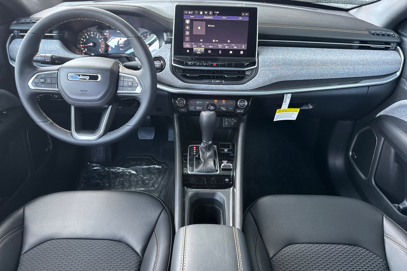 New 2026 Jeep Compass Latitude AWD/4WD image 12
